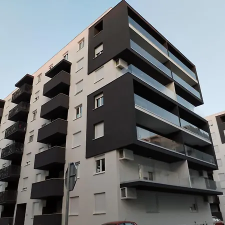 Adriana Appartement *